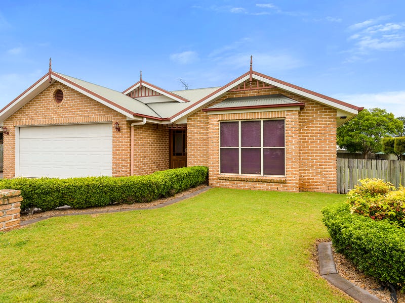 7 Sweetapple Cres, Centenary Heights, QLD 4350 - realestate.com.au