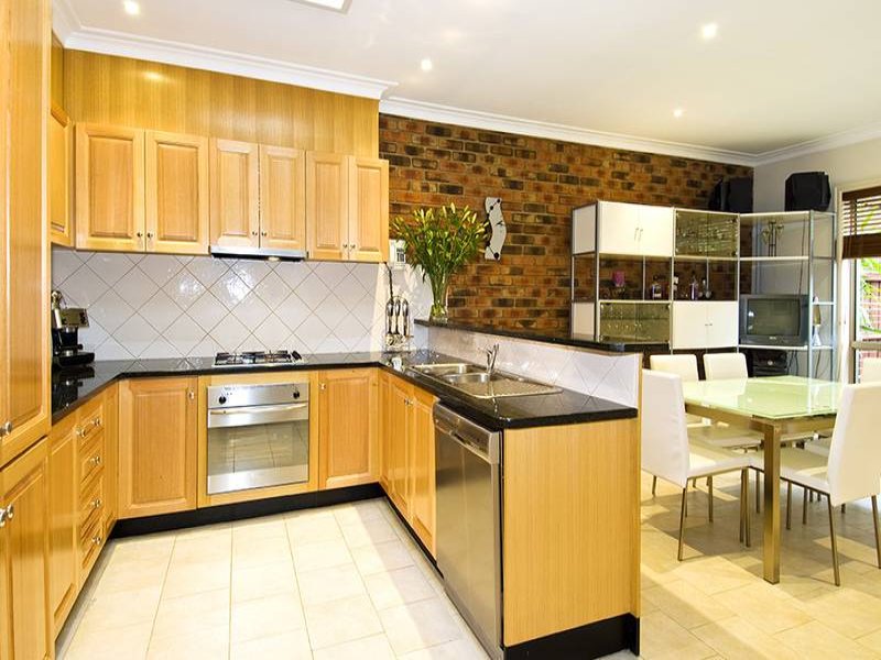 4/56 Greenhill Road, Greensborough, Vic 3088 Property Details