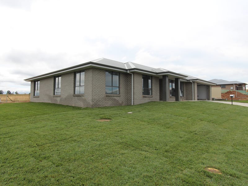 87 Basalt Way, Kelso, NSW 2795 Property Details