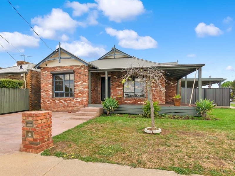 98 Wattle Avenue, Werribee, VIC 3030