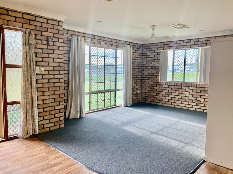 9981002 Yaamba Road, Parkhurst, QLD 4702