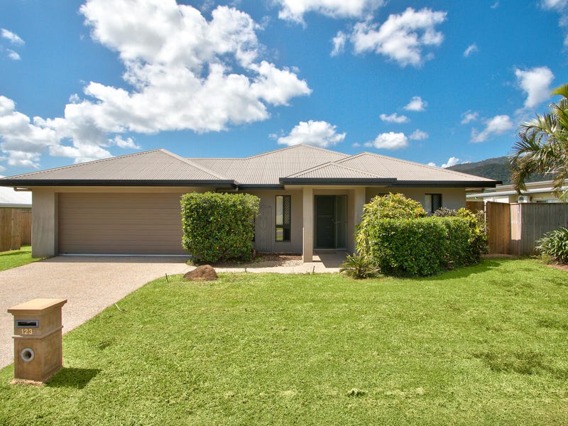 123 Roberts Drive, Trinity Beach, QLD 4879