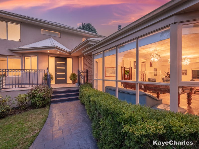 2 Elizabeth Court, Emerald, Vic 3782 Property Details