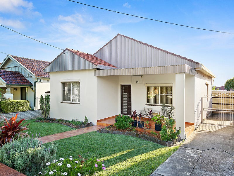 117 Woolcott St, Earlwood, NSW 2206 Property Details
