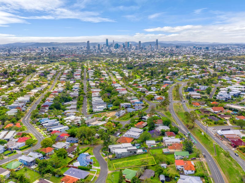197 Ferguson Road, Seven Hills, Qld 4170 House for Sale realestate