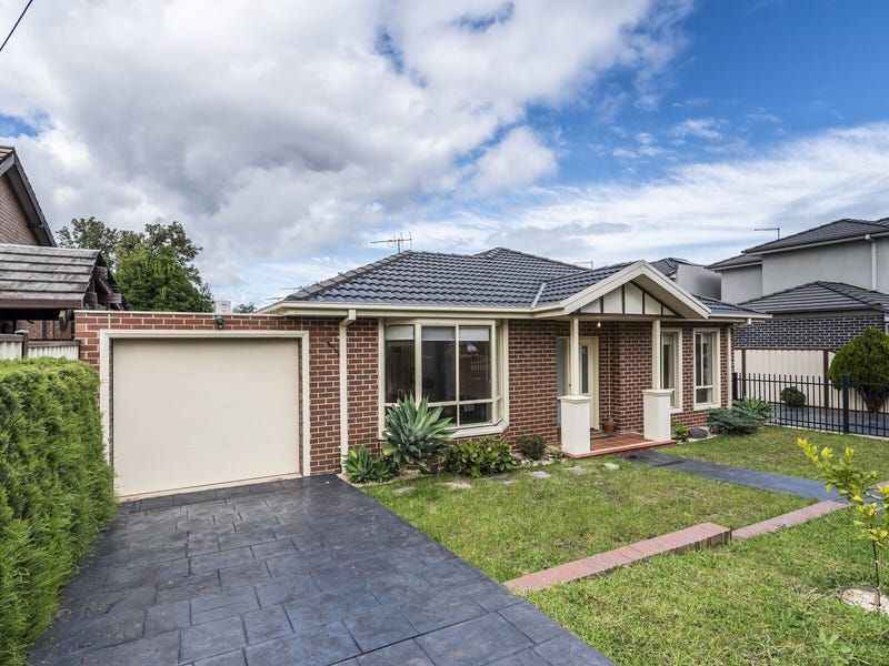 1/9 Lex Grove, Oak Park, Vic 3046