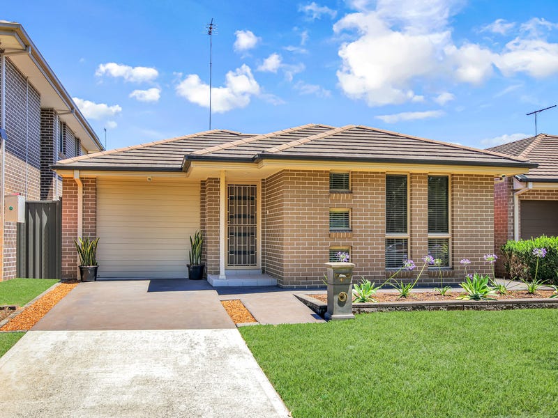 46 Mackay Circuit, Ropes Crossing, NSW 2760