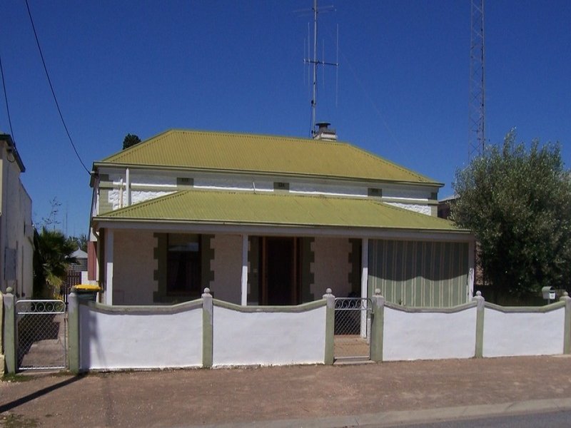 11 Stirling Street, Wallaroo, SA 5556 Property Details