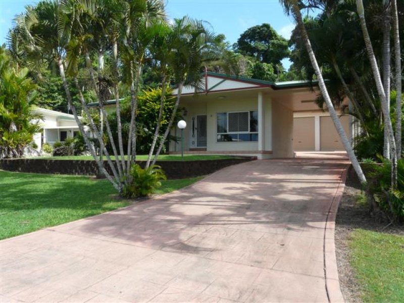 15 Enid Street, Flying Fish Point, QLD 4860