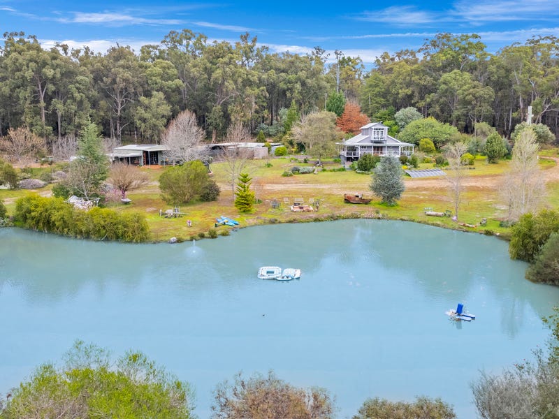 969 Pegrum Ramble, Dwellingup, WA 6213 Property Details