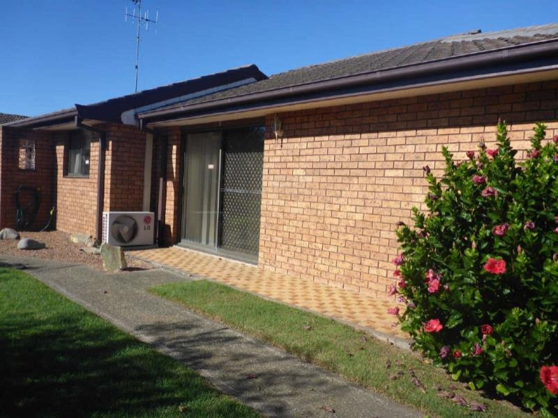 1/4 Cross Street, Forster, NSW 2428