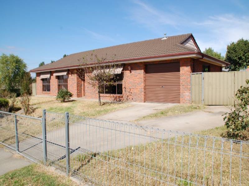 Property 110081589, Bathurst, NSW 2795 Property Details