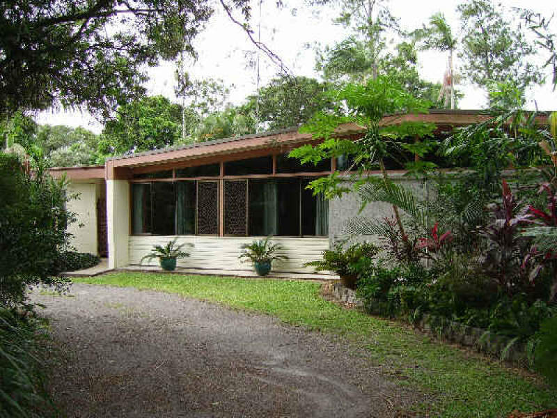 50 Marina Parade, Ingham, QLD 4850