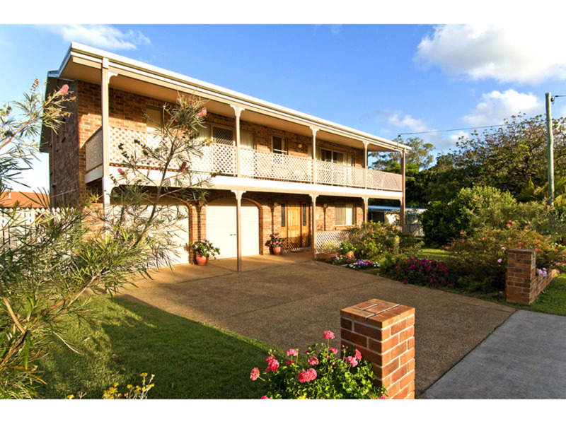 7274 Broadwater Terrace, Redland Bay, Qld 4165