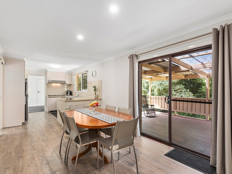 22 Oxford Close, Croydon Hills, VIC 3136 22 Oxford Close, Croydon Hills, VIC 3136