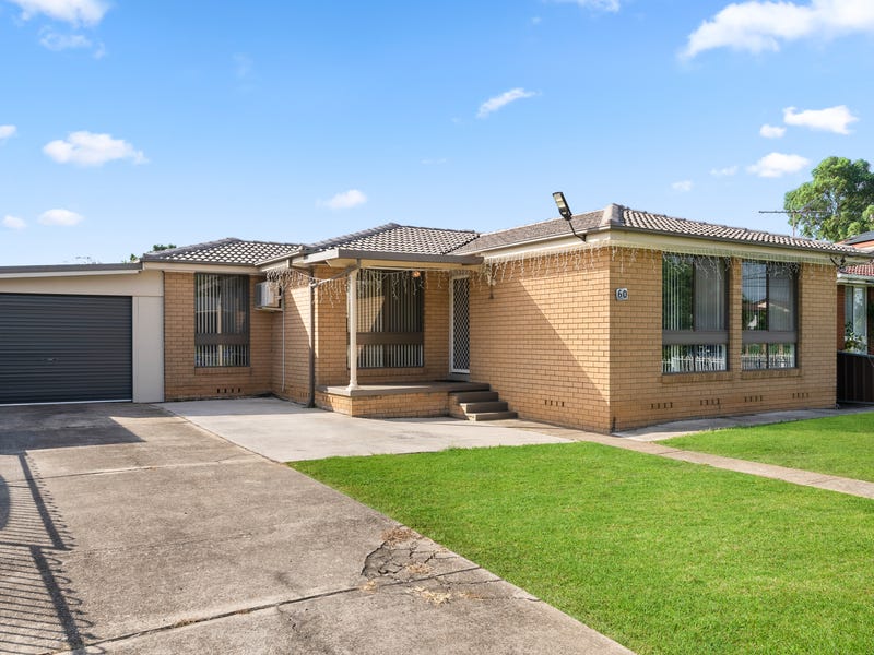 60 Eloura Street, Dharruk, NSW 2770 Property Details