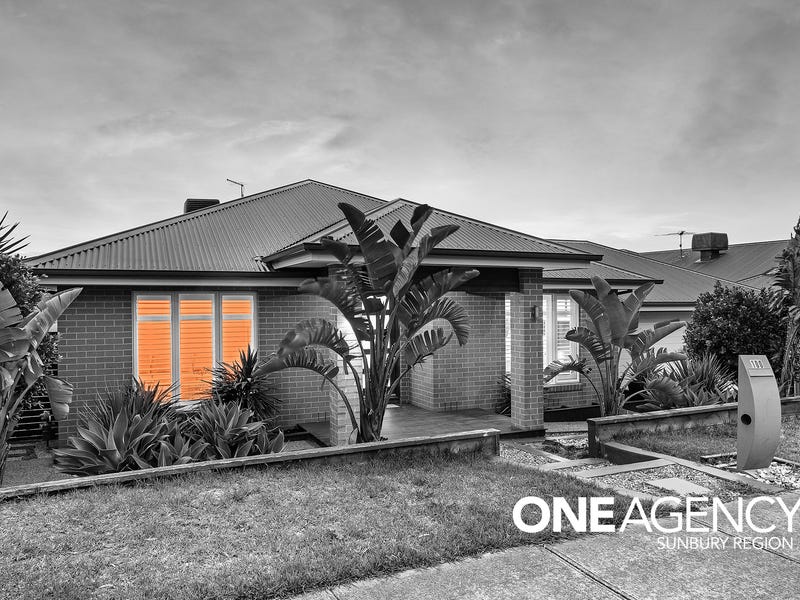 100 BELLEVIEW DRIVE, Sunbury, Vic 3429 Property Details