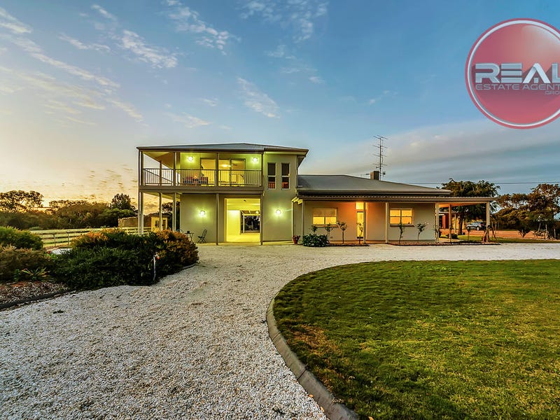 812 Point Riley Road, Wallaroo Plain, SA 5556