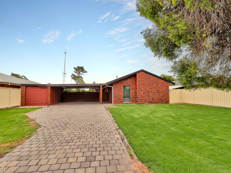 131 Hughes St, Deniliquin, NSW 2710 Property Details