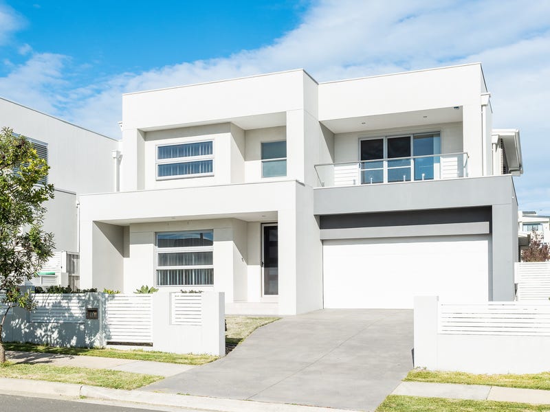 12 Brolga Avenue, Greenhills Beach, NSW 2230