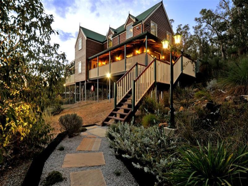 425 Hedges Road, Hovea, WA 6071