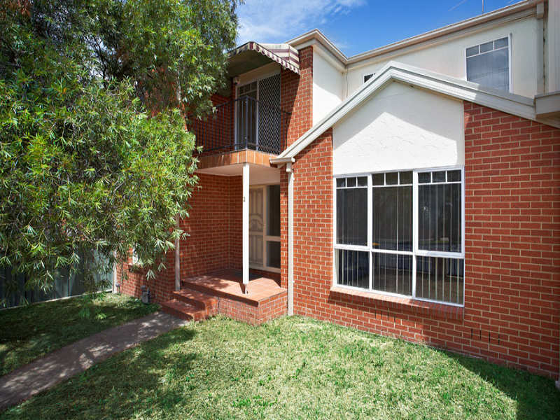 2/73 Spring Street, Preston, Vic 3072 Property Details
