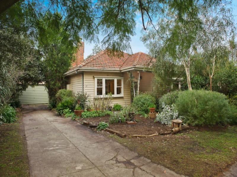 16 Belmont Road, Ivanhoe, VIC 3079