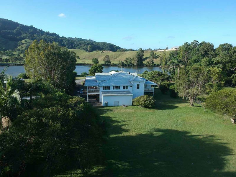 18 Riverside Drive, Tumbulgum, NSW 2490