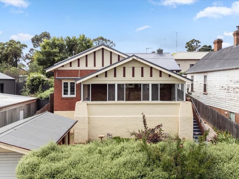 87 Clinton Street, Goulburn, NSW 2580 Property Details