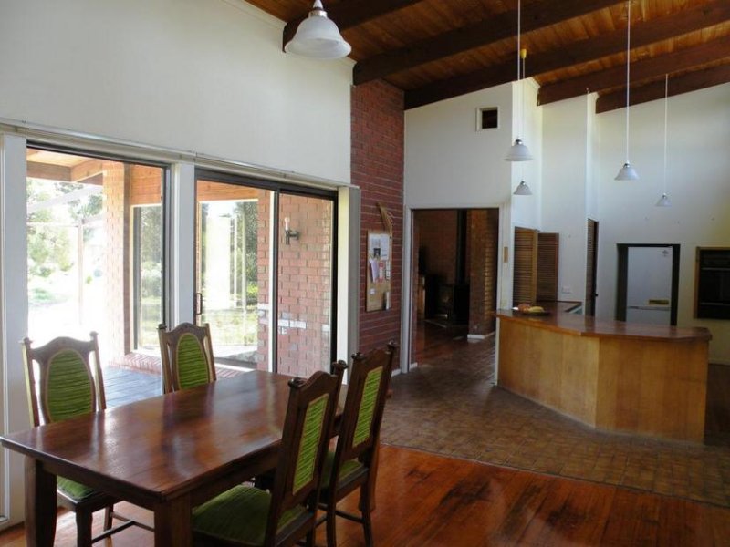 40 Alison Drive, Lara, Vic 3212 Property Details