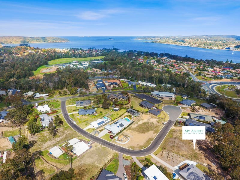 18 Spotted Gum Place, North Batemans Bay, NSW 2536