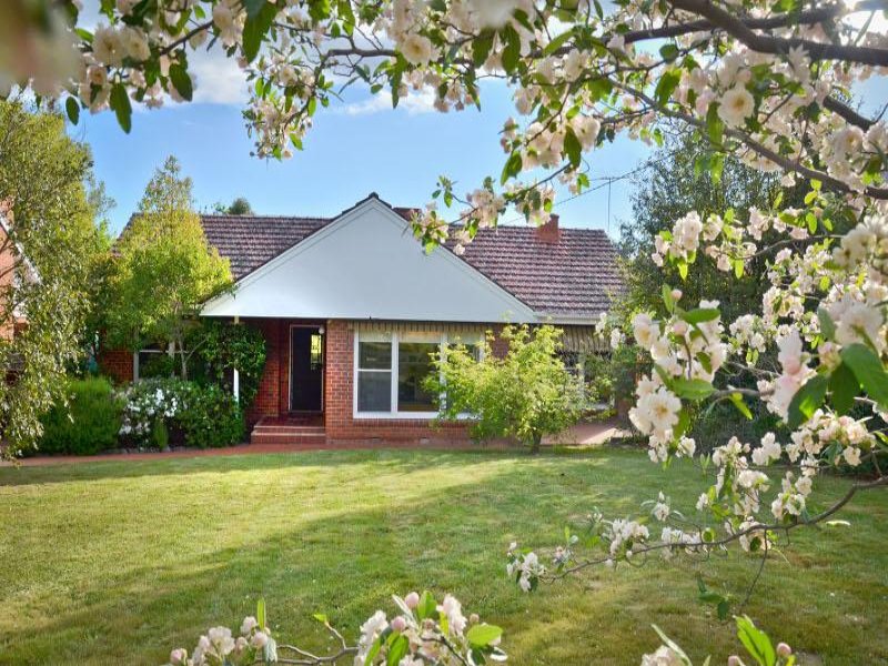747 Fellowes Cres, Albury, NSW 2640
