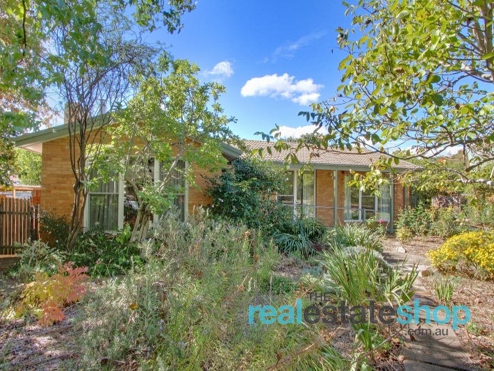 8 Bates Street, Dickson, ACT 2602 Property Details