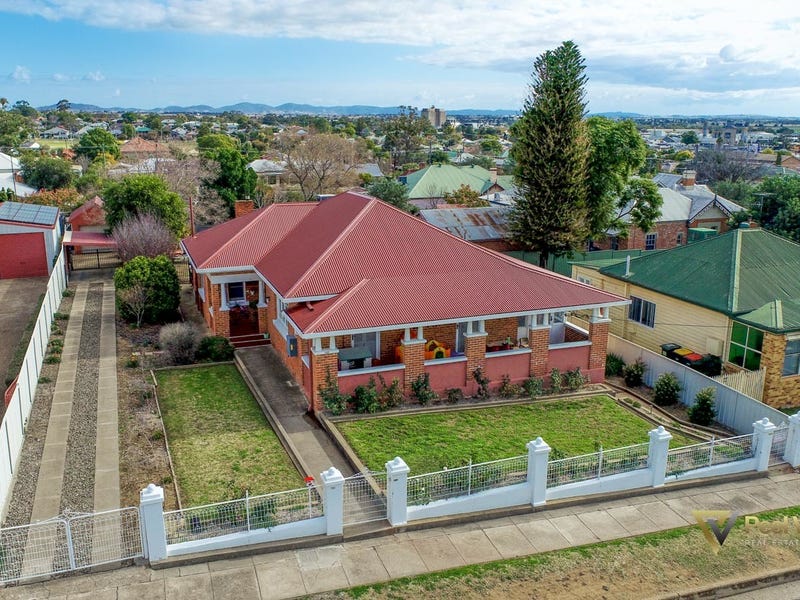 103 Crown Street, Tamworth, NSW 2340 Property Details