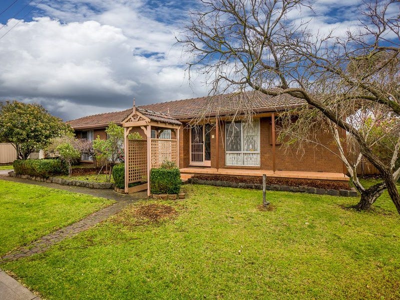 77 Greaves Street South, Werribee, Vic 3030 Property Details