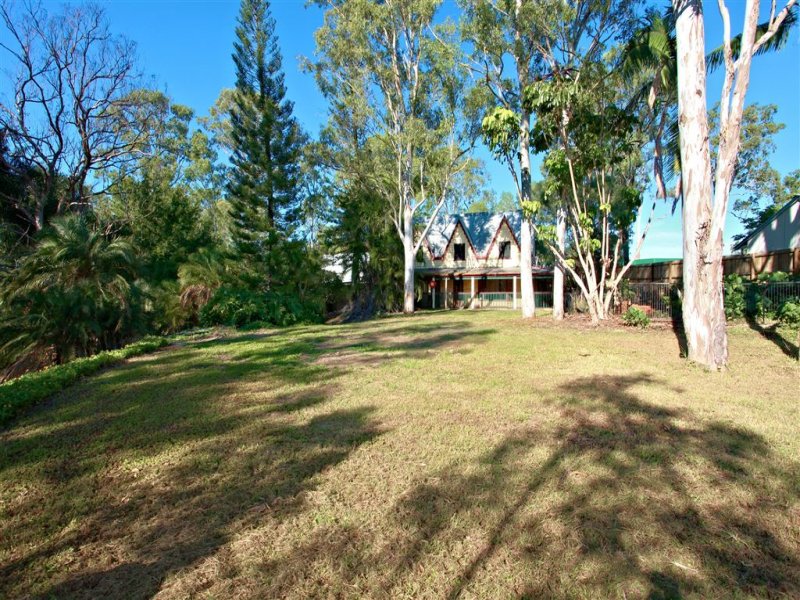 34 Ruth Terrace, Oxenford, Qld 4210 Property Details