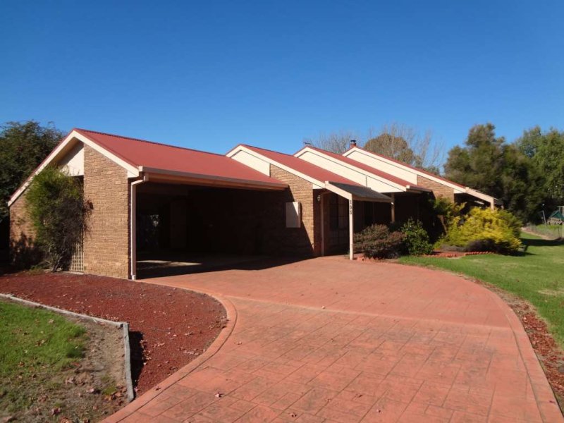 193 Hanson Street, Corryong, VIC 3707