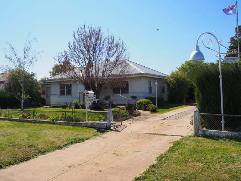 7 Bell Street, Nhill, VIC 3418