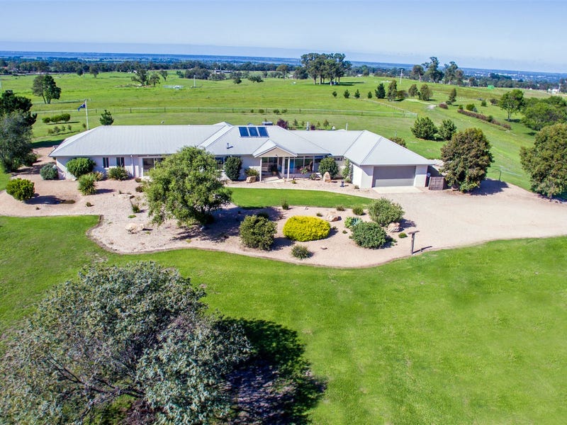 575B Great Alpine Road, Sarsfield, VIC 3875