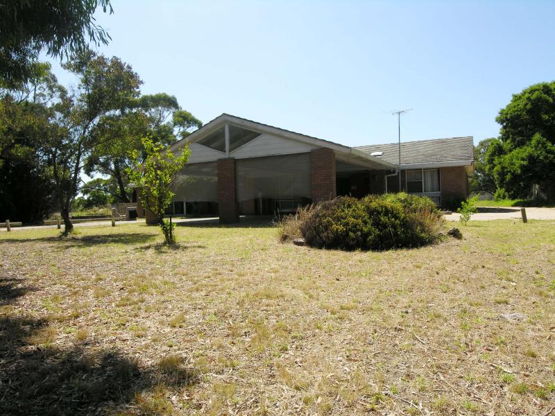 6090 South Gippsland Highway, Longford, VIC 3851