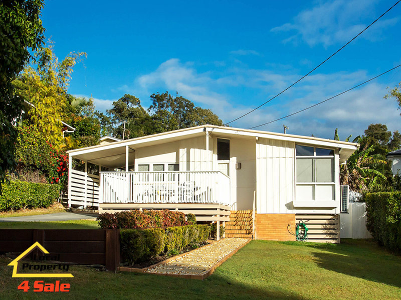 51 Street, Carina, Qld 4152 Property Details