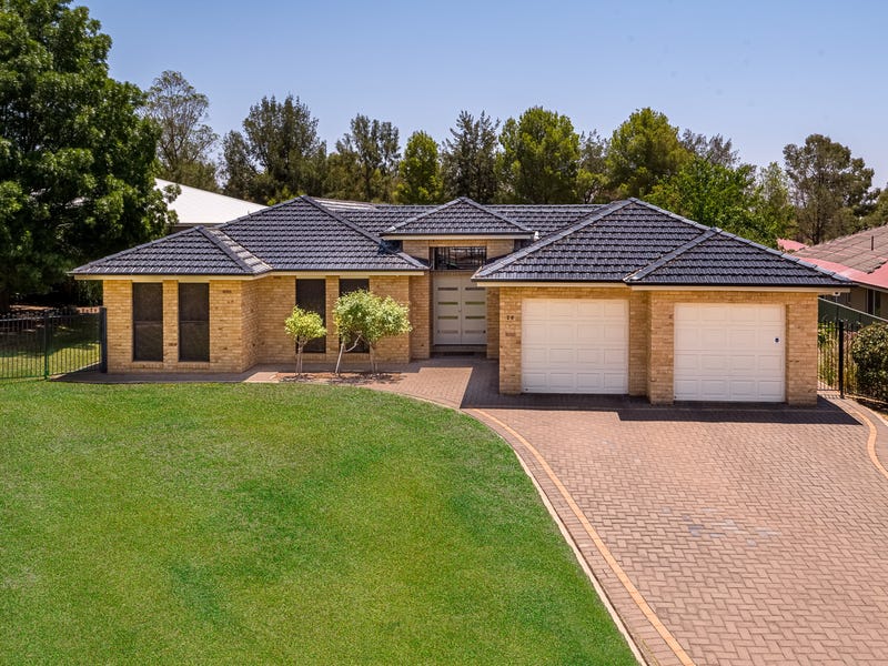 28 Lakeside Circuit, Dubbo, NSW 2830