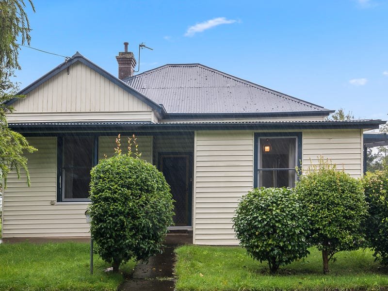 7 Elizabeth Street, Moss Vale, NSW 2577