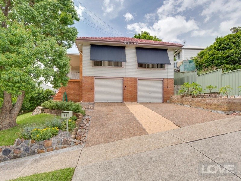 88 Carolyn Street, Adamstown Heights, NSW 2289