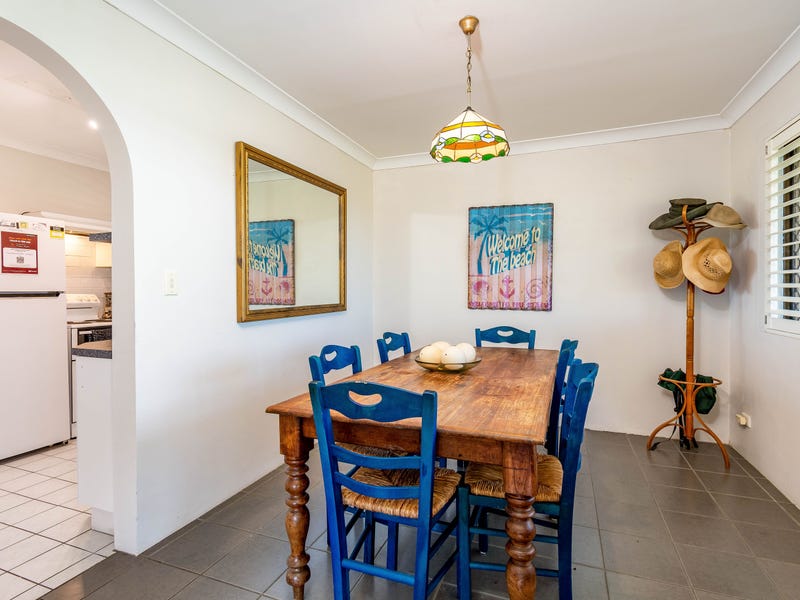 UNIT 1/9 SOUTH ESPLANADE, Bongaree, Qld 4507 Property Details