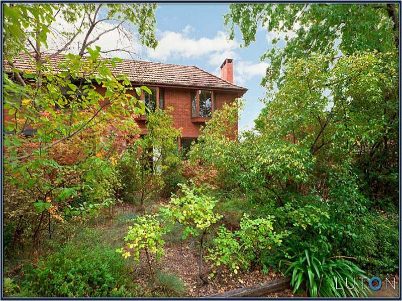 40 Carrington Street, Deakin, ACT 2600 Property Details