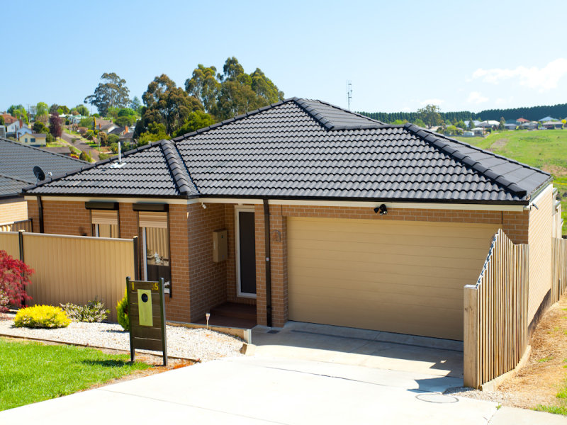 1/35 Victoria Street, Drouin, Vic 3818 Property Details