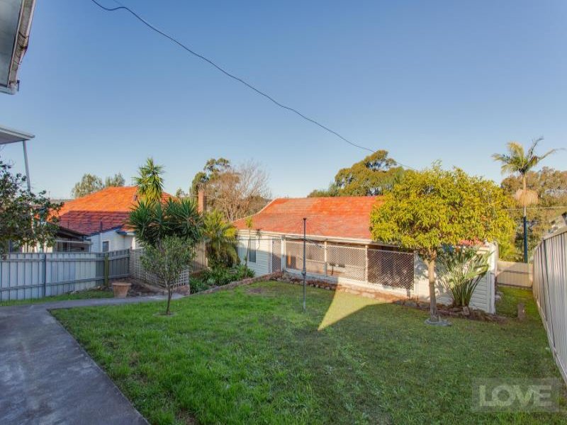 358 The Esplanade, Speers Point, NSW 2284