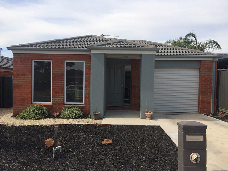 10 Mulberry Lane, White Hills, Vic 3550