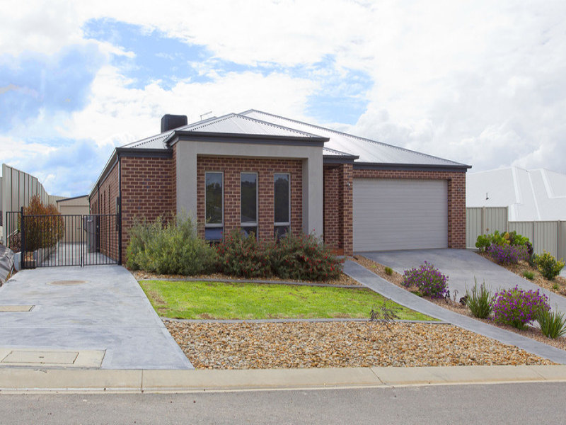 11 Toy Court, Wodonga, Vic 3690 Property Details